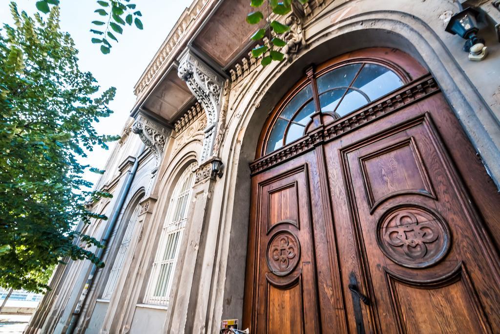 Mickey'S Chain Bridge Apartments Budapeste Exterior foto